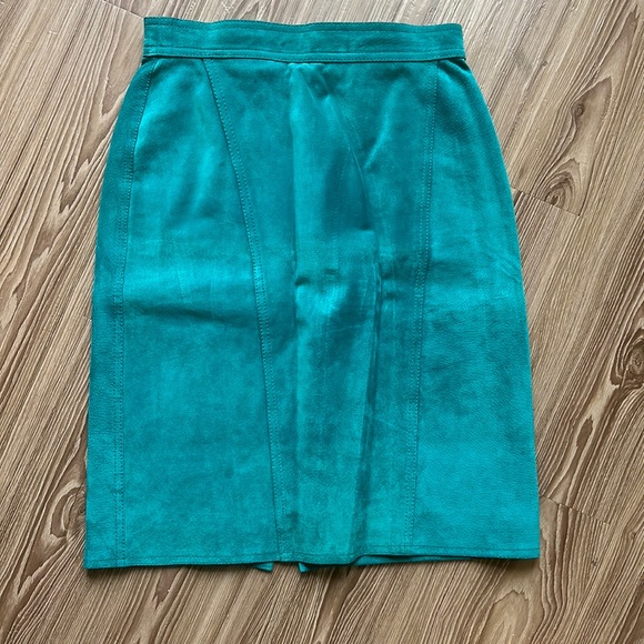 Gorgeous Vintage Teal Suede Capezio Pencil Skirt